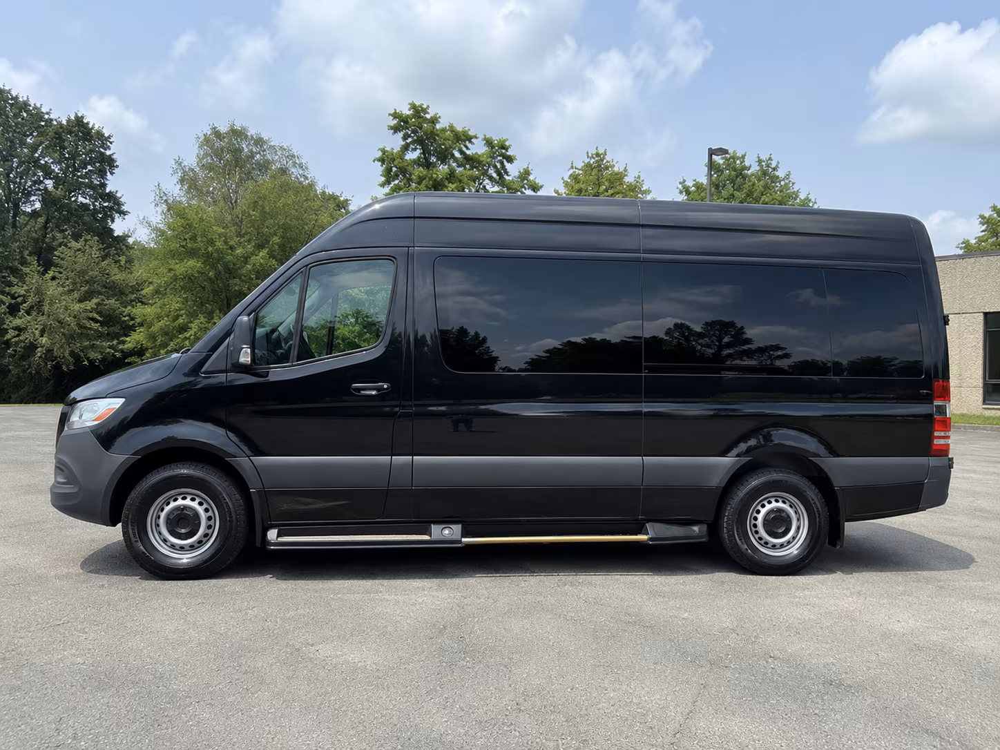 Encinitas Airport Shuttle & Transportation party bus exterior