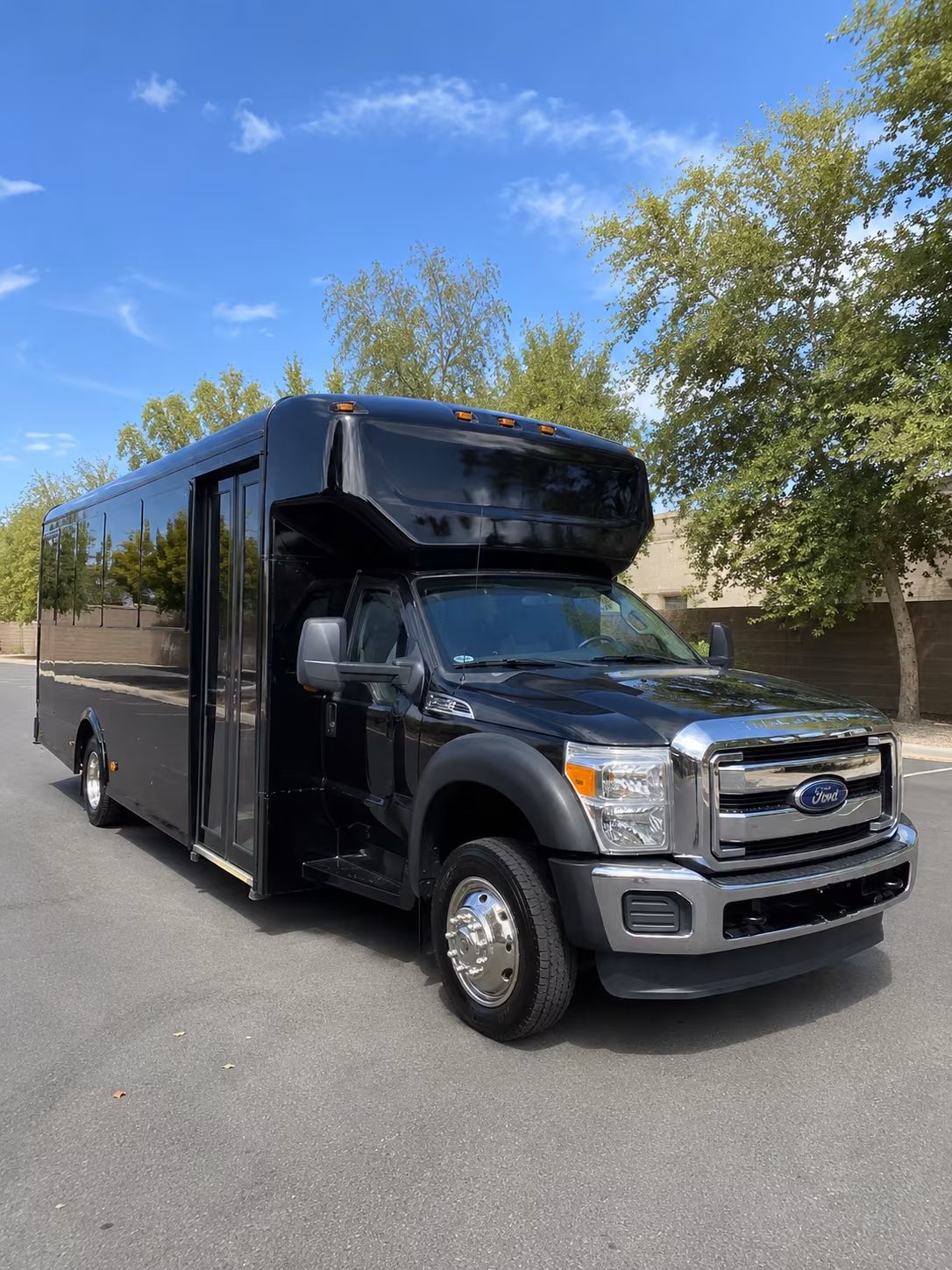 Encinitas Winery Tour & Pub Crawl Transportation pickup coordination